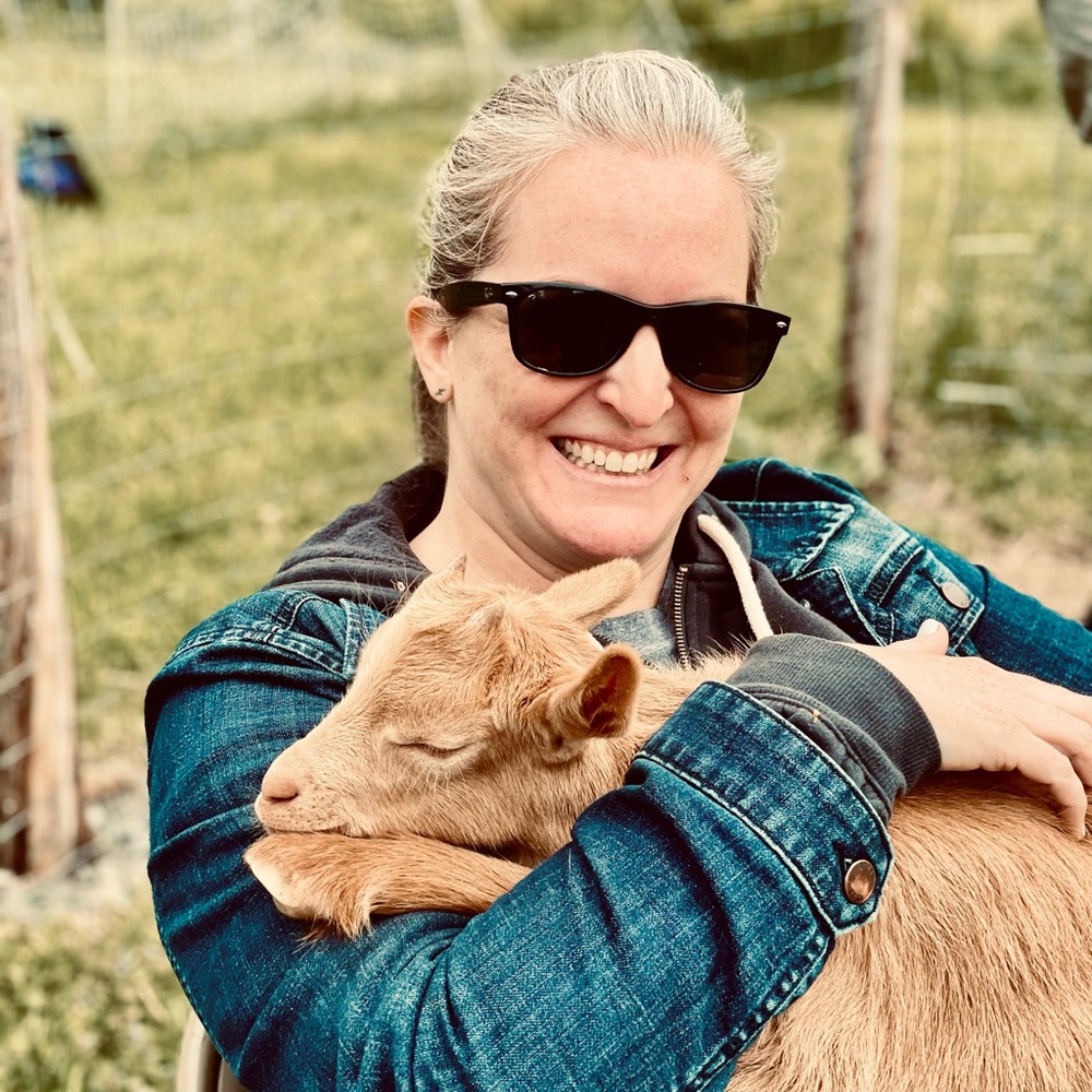 Meet your Posher, Hannah